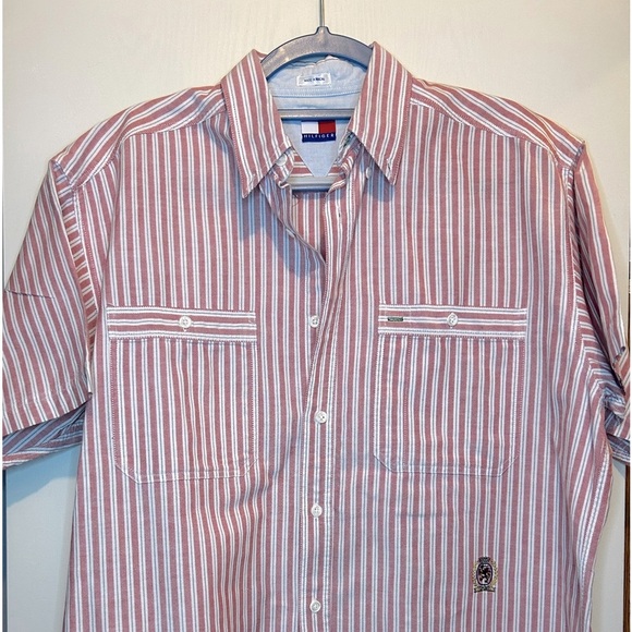 Men’s Tommy Hilfiger Short Sleeve Button Up, new condition, medium - Picture 5 of 5